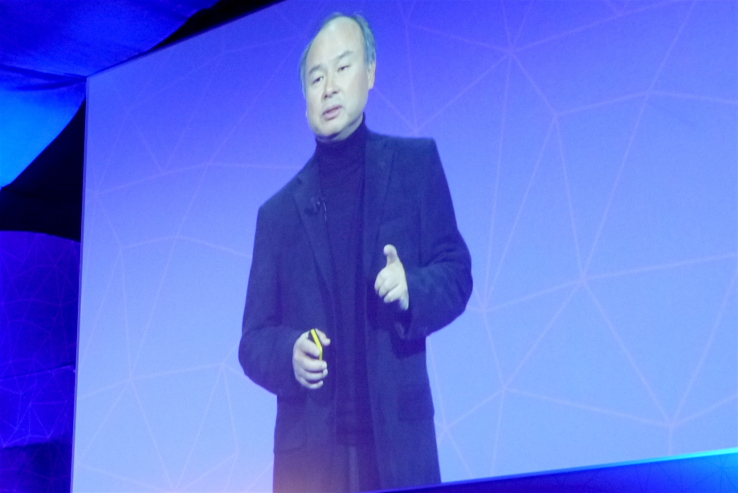 Masayoshi Son, billonario CEO de Softbank, planea invertir en la singularidad
